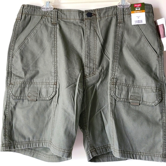 Wrangler Mens Green Cargo Shorts 